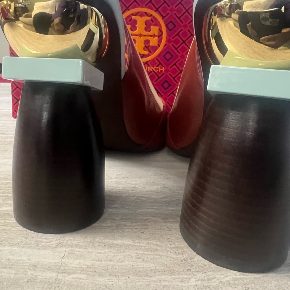 Tory Burch Leather & Suede Marquetry Peep-toe sandal - Red, Mint & Tan Heels - Picture 3 of 7